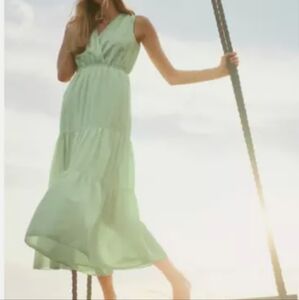 Banana Republic Honeydew Maxi Dress